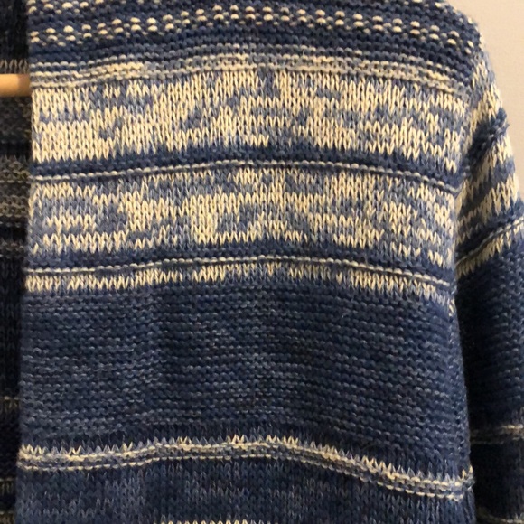 🎉5/$15🎉 CHAPS CARDIGAN SWEATER (M) - Picture 5 of 14